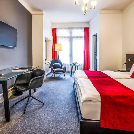 Scandic Palace Hotel 4*